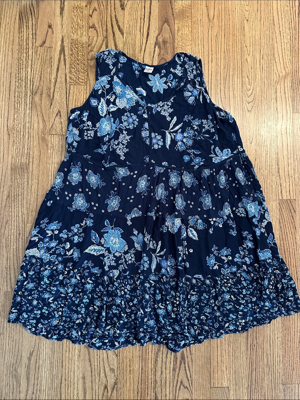 Bila Navy and Light Blue Floral sleeveless Tiered dress. Size XXL